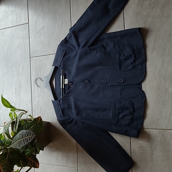 - Orville adorable blazer...size xs - Picture 2 of 5